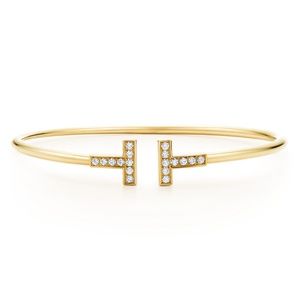 Tiffany "T" Diamond Wire Bracelet in 18 KT Gold